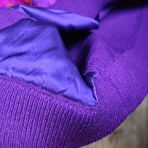 St. John Collection Satin and Knit Cardigan Top in Purple Abstract - Picture 14 of 14